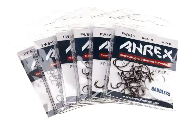 FW525 Super Dry Barbless #10